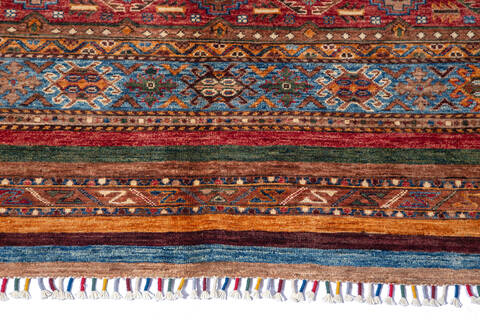 Chobi Multicolor Hand Knotted 81 X 114 Area Rug 700-139955 Image 3