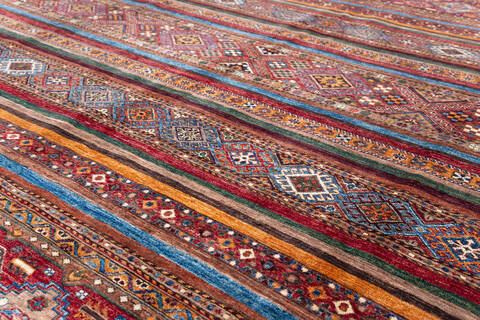 Chobi Multicolor Hand Knotted 81 X 114 Area Rug 700-139955 Image 7