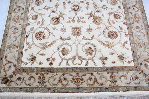Jaipur White Hand Knotted 51 X 72 Area Rug 905-139972 Image 2