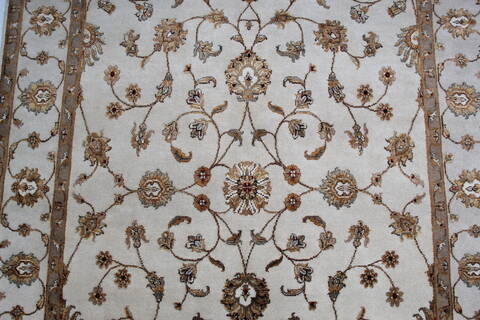 Jaipur White Hand Knotted 411 X 73 Area Rug 905-139984 Image 5
