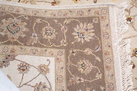 Jaipur Beige Hand Knotted 51 X 70 Area Rug 905-139994 Image 6