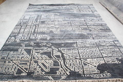 Modern-Contemporary Grey Hand Knotted 710 X 101 Area Rug 905-140017 Image 1