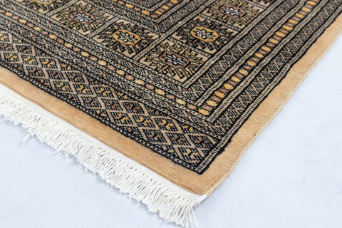 Bokhara Beige Hand Knotted 82 X 102 Area Rug 700-140397 Image 3