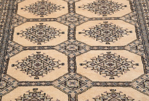 Bokhara Beige Hand Knotted 40 X 68  Area Rug 700-140419 Image 5