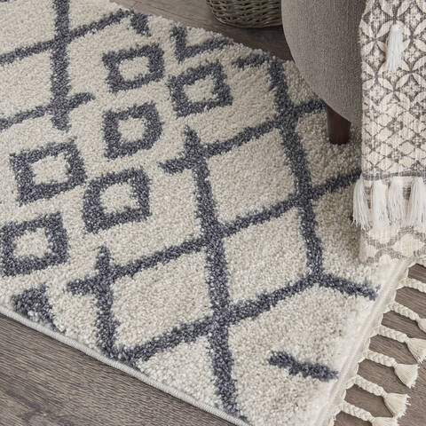 Nourison Moroccan Shag White 22 X 40 Area Rug 805-141791 Image 4