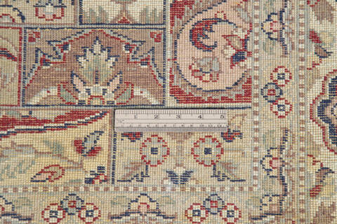 Pak-Persian Red Hand Knotted 60 X 92 Area Rug 700-143407 Image 7