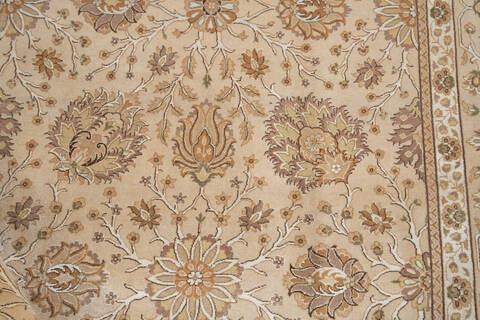 Pak-Persian Beige Hand Knotted 81 X 100 Area Rug 700-143412 Image 5