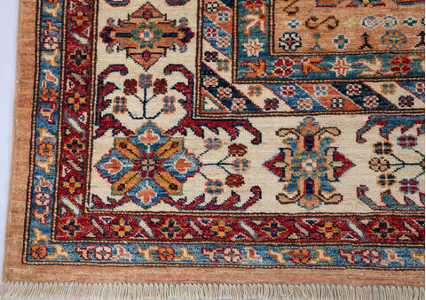 Kazak Orange Hand Knotted 80 X 95 Area Rug 700-143431 Image 4