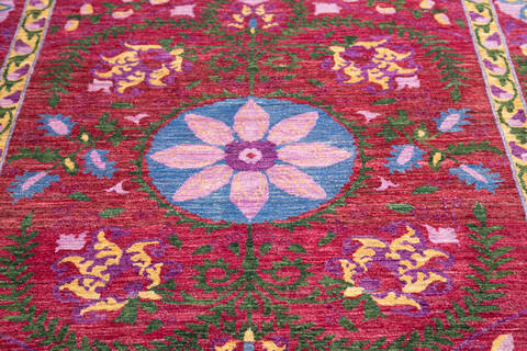 Modern Red Hand Knotted 68 X 99 Area Rug 700-143450 Image 3