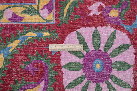 Modern Red Hand Knotted 68 X 99 Area Rug 700-143450 Image 7