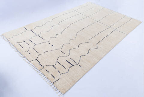 Moroccan White Hand Knotted 64 X 100 Area Rug 700-143457 Image 2