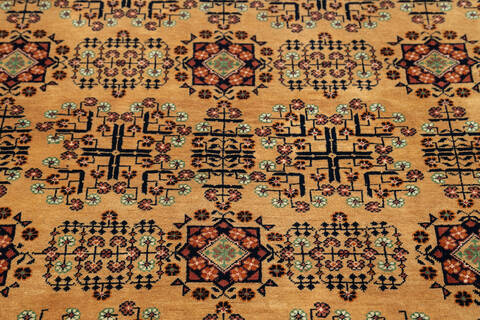 Khan Mohammadi Yellow Hand Knotted 66 X 98 Area Rug 700-143460 Image 3