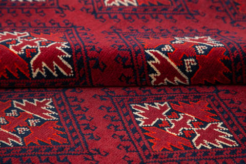 Khan Mohammadi Red Hand Knotted 66 X 95 Area Rug 700-143463 Image 6