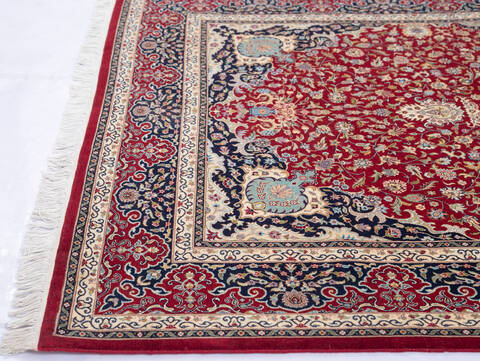 Pak-Persian Red Hand Knotted 48 X 73 Area Rug 700-143480 Image 5