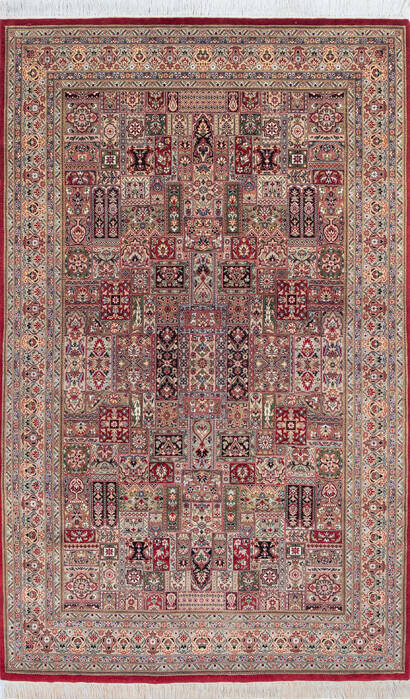 Pak-Persian Red Hand Knotted 47 X 75 Area Rug 700-143483 Image 0