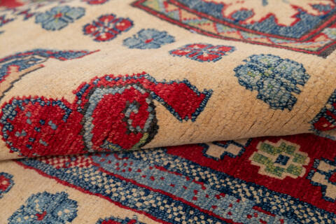 Kazak Beige Hand Knotted 410 X 68 Area Rug 700-143490 Image 5