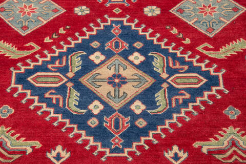 Kazak Red Hand Knotted 67 X 99 Area Rug 700-143514 Image 3