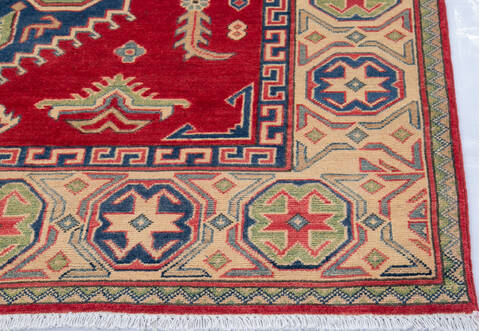 Kazak Red Hand Knotted 67 X 99 Area Rug 700-143514 Image 4