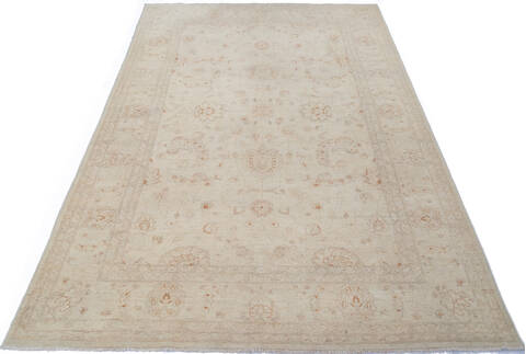 Chobi Beige Hand Knotted 69 X 101 Area Rug 700-143522 Image 1