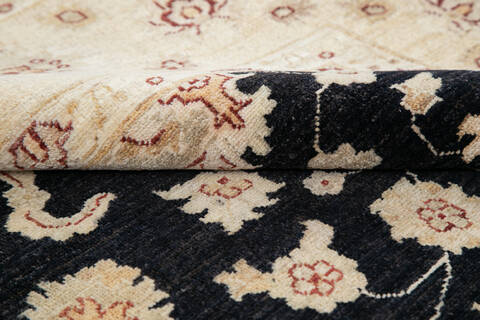 Chobi Black Hand Knotted 66 X 95 Area Rug 700-143525 Image 5