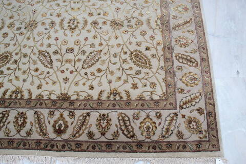 Jaipur Beige Hand Knotted 60 X 91 Area Rug 905-143545 Image 3