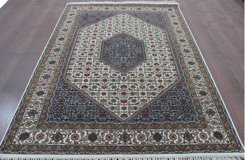 Bidjar Beige Hand Knotted 56 X 80 Area Rug 902-144927 Image 3