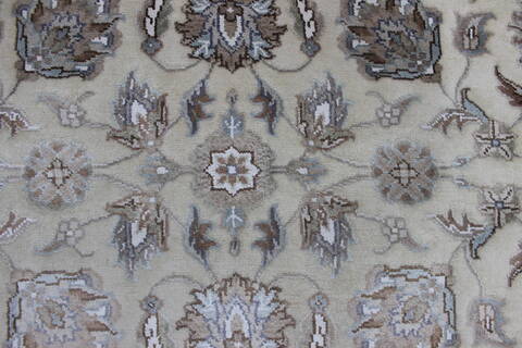 Kashan Red Hand Knotted 40 X 60 Area Rug 902-144935 Image 2