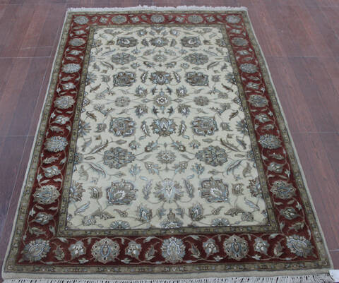 Kashan Red Hand Knotted 40 X 60 Area Rug 902-144935 Image 3