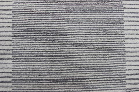 Luri Grey Hand Loomed 47 X 68 Area Rug 902-144951 Image 2