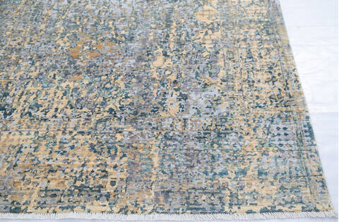 Modern Grey Hand Knotted 57 X 710 Area Rug 700-145002 Image 4