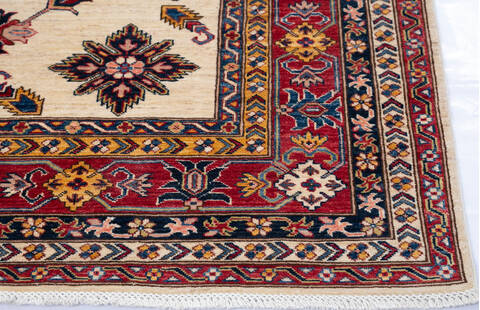 Kazak Beige Hand Knotted 69 X 97 Area Rug 700-145039 Image 4
