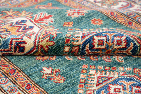 Kazak Green Hand Knotted 40 X 62 Area Rug 700-145062 Image 5