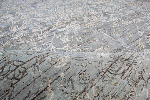 Jaipur Grey Hand Knotted 81 X 100 Area Rug 905-145122 Image 9