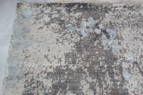 Jaipur Grey Hand Knotted 60 X 92 Area Rug 905-145123 Image 6