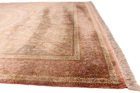 Qum Red Hand Knotted 114 X 80 Area Rug 254-145126 Image 5