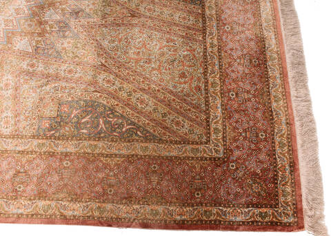 Qum Red Hand Knotted 114 X 80 Area Rug 254-145126 Image 8