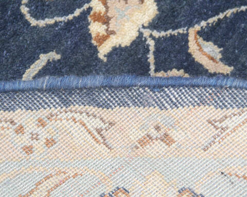 Modern-Contemporary Blue Round Hand Knotted 61 X 61 Area Rug 904-145128 Image 2