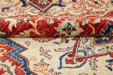 Heriz Red Hand Knotted 60 X 92 Area Rug 700-145230 Image 6