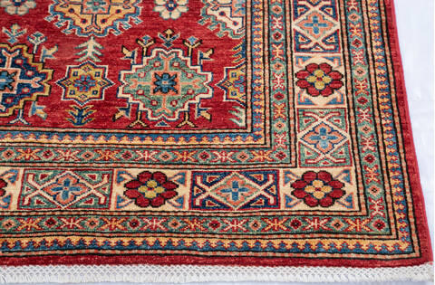Kazak Red Hand Knotted 58 X 83 Area Rug 700-145233 Image 4