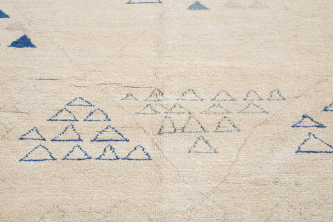 Moroccan White Hand Knotted 711 X 114 Area Rug 700-145251 Image 4