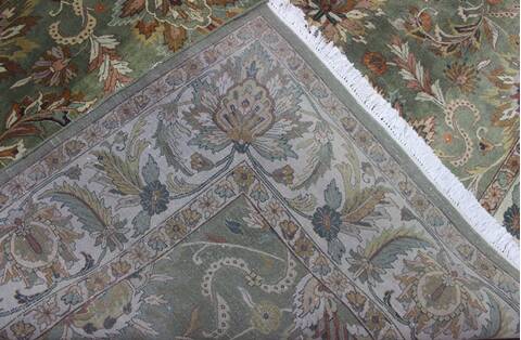 Kashan Green Hand Knotted 90 X 120 Area Rug 902-145252 Image 1