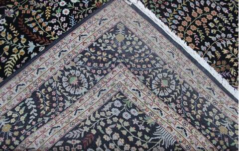 Kashan Multicolor Hand Knotted 90 X 120 Area Rug 902-145255 Image 1