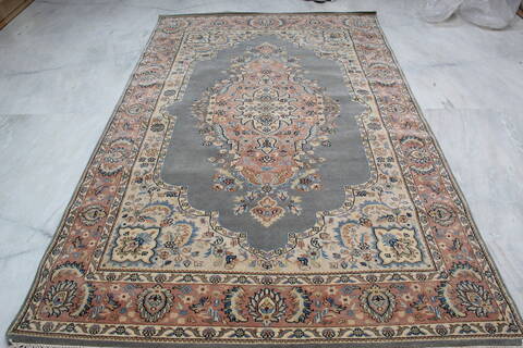Kashan Blue Hand Knotted 59 X 91 Area Rug 905-145258 Image 1