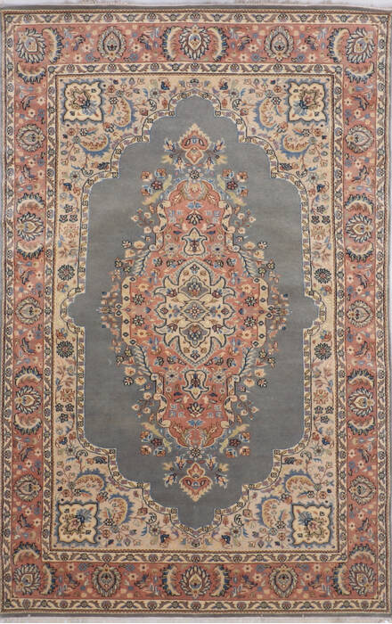 Kashan Blue Hand Knotted 59 X 91 Area Rug 905-145258 Image 0