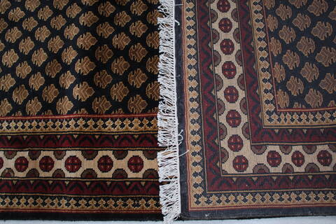Mahi Black Hand Knotted 50 X 70 Area Rug 905-145273 Image 12