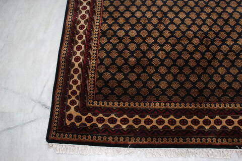 Mahi Black Hand Knotted 50 X 70 Area Rug 905-145273 Image 4