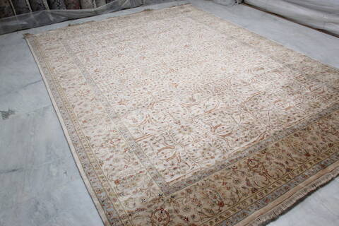 Jaipur White Hand Knotted 91 X 121 Area Rug 905-145275 Image 2