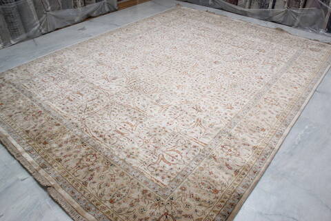 Jaipur White Hand Knotted 91 X 121 Area Rug 905-145275 Image 3