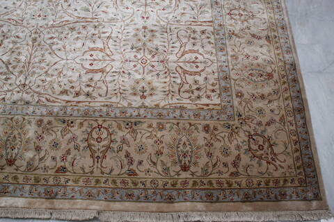 Jaipur White Hand Knotted 91 X 121 Area Rug 905-145275 Image 5