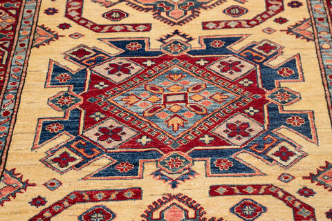 Kazak Beige Hand Knotted 41 X 63 Area Rug 700-145281 Image 3